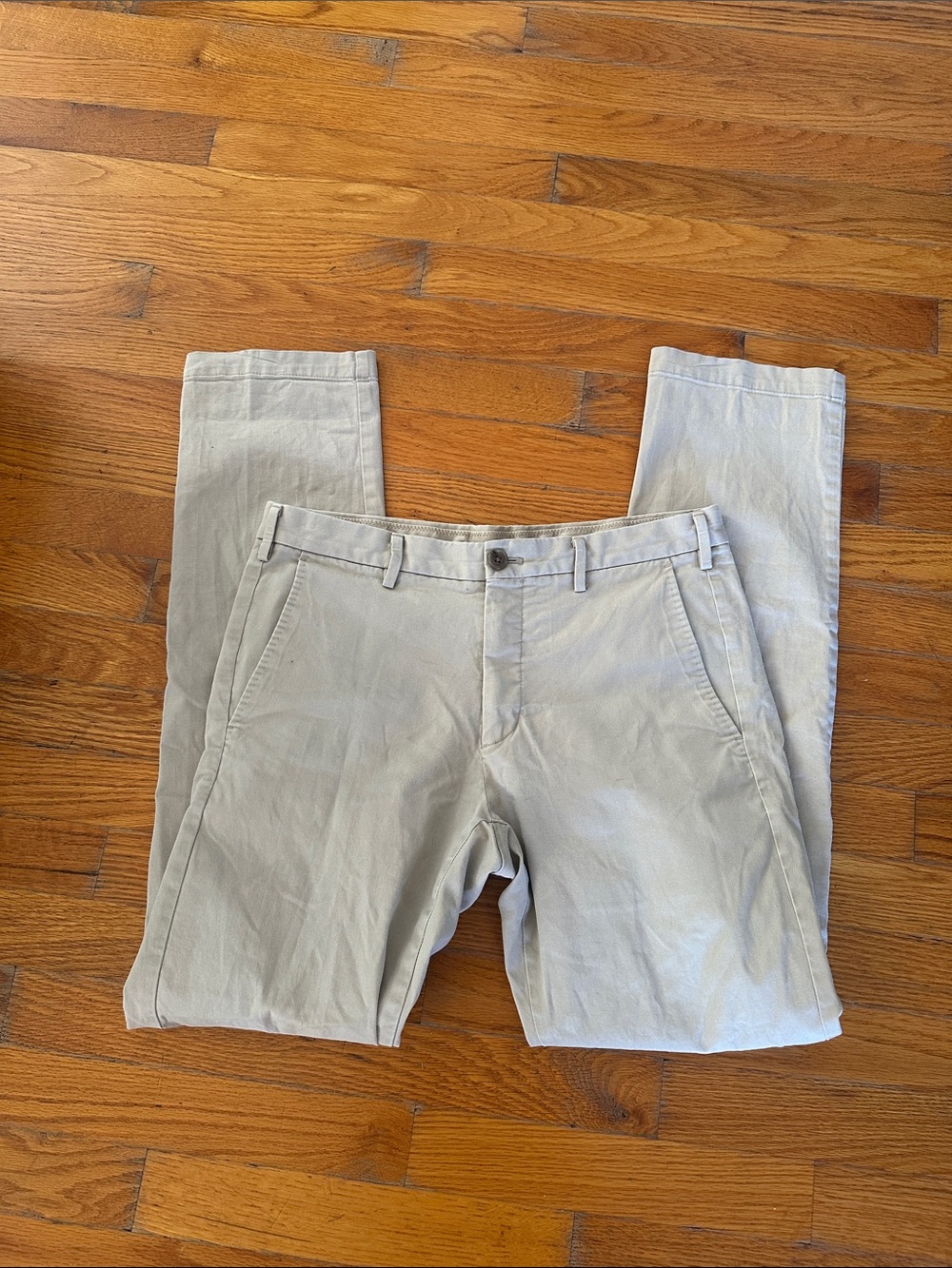 Uniqlo Men's Light Gray Stretch Chinos